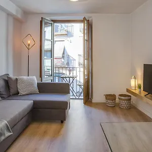  Apartment Flateli Cort Reial